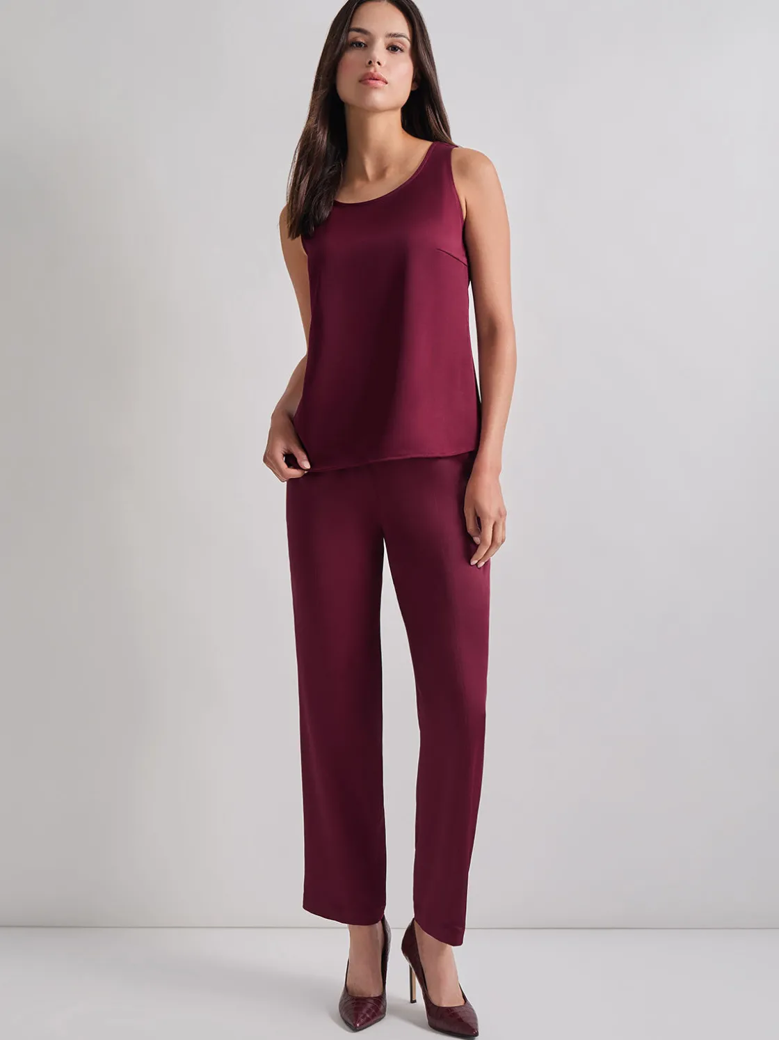 Misook Tops & Tees|Tanks|Classic Crepe de Chine Tank Top