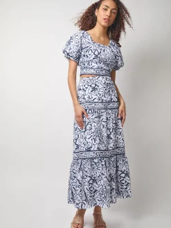 Misook Blouses & Shirts|Tops & Tees|Embroidered Floral Cropped Cotton Blouse