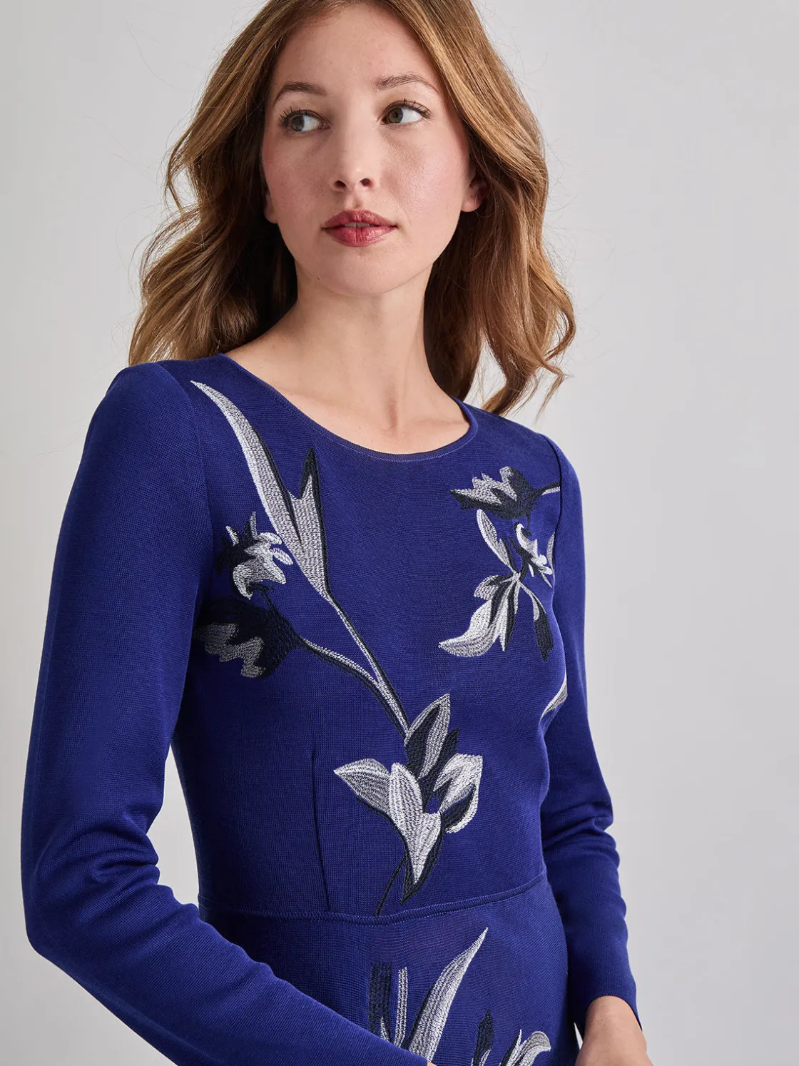 Misook Dresses|Modern Fit-and-Flare Embroidered Floral Knit Maxi Dress