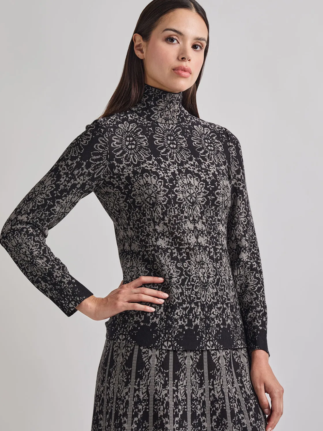Misook Tops & Tees|Two-Tone Damask Jacquard Knit Tunic