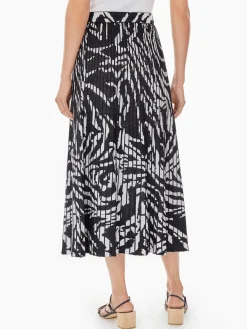 Misook Skirts|Zebra Swirl Soft Knit Skirt